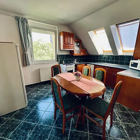Familia Apartment