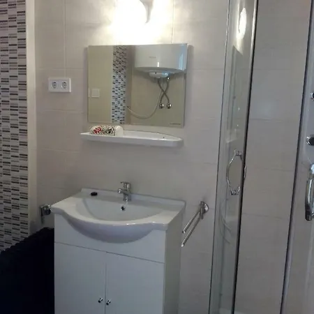 Familia Apartman * Makó